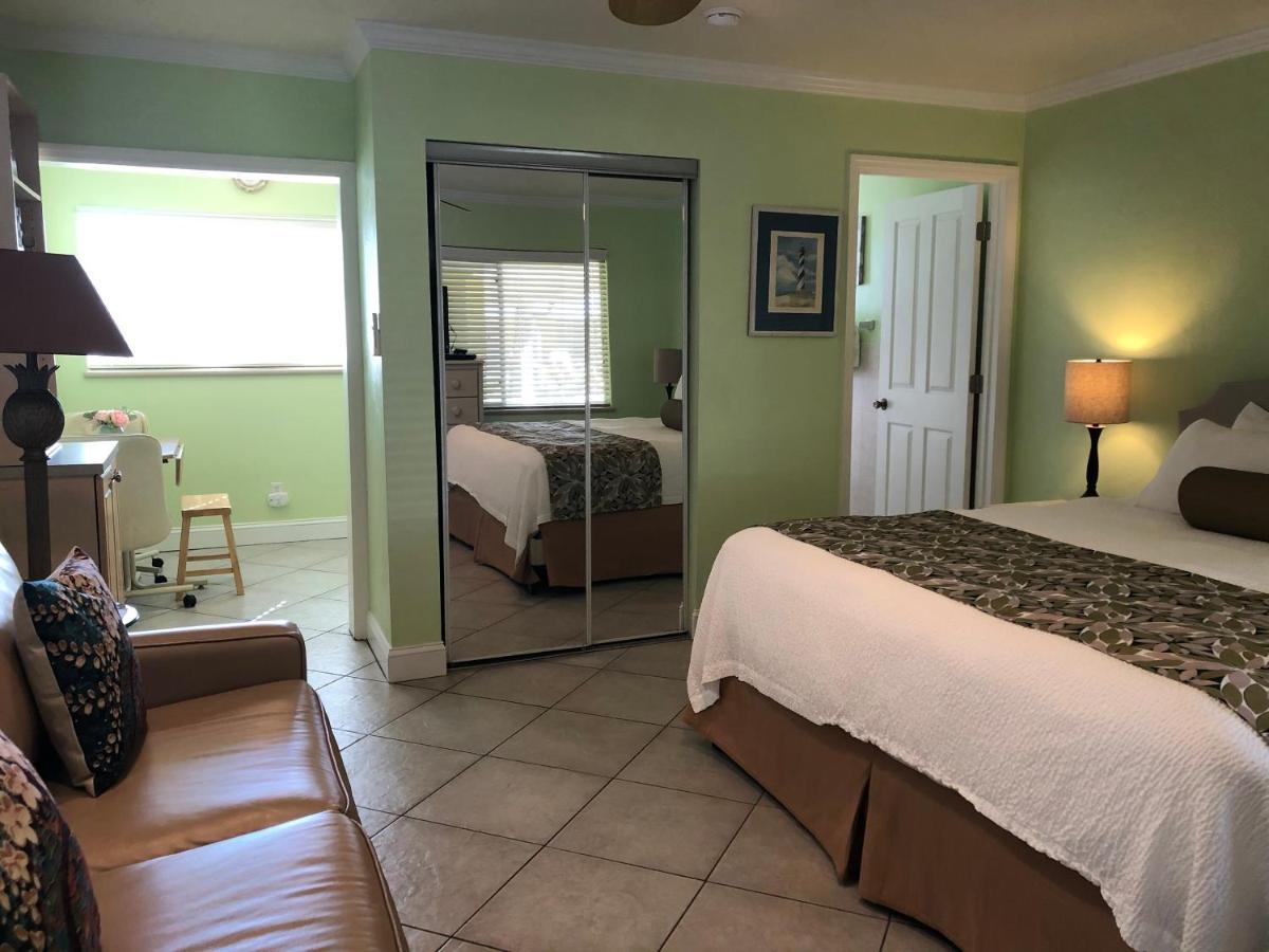 Tropical Beach Resorts - Sarasota سيستا كي المظهر الخارجي الصورة