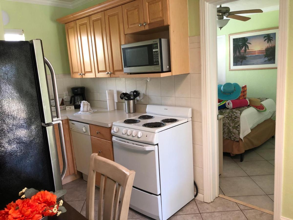 Tropical Beach Resorts - Sarasota سيستا كي المظهر الخارجي الصورة